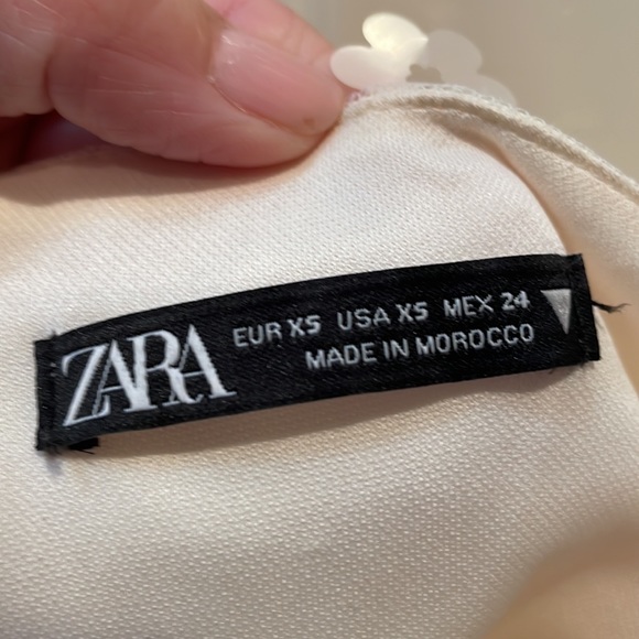 Zara Cream floral sequin body suit.  Super Cute!!! Xsmall - Picture 3 of 5